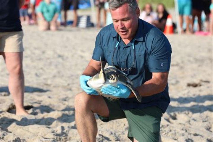 Jeff Corwin Height, Weight, Net Worth, Age, Birthday, Wikipedia, Who, Instagram, Biography