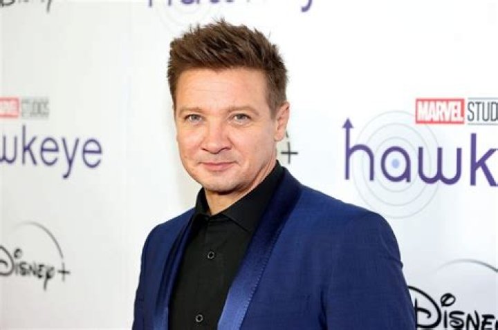 Jeremy Renner Height, Weight, Net Worth, Age, Birthday, Wikipedia, Who, Nationality, Biography