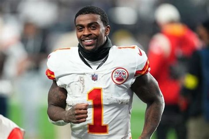 
Jerick Mckinnon Height, Weight, Net Worth, Age, Birthday, Wikipedia, Who, Instagram, Biography 