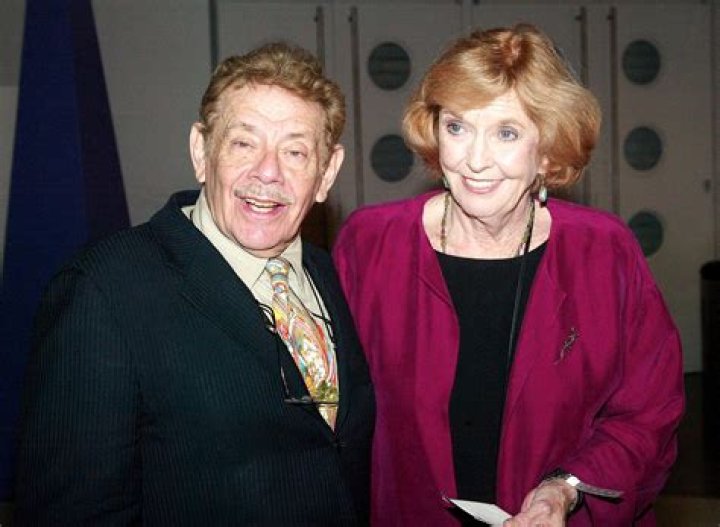 
Jerry Stiller’s Age, Net Worth, Wife Anne Meara – Died or Alive? 
