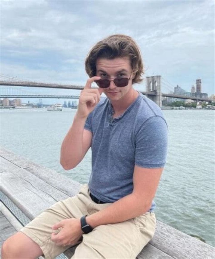 Joel Courtney Height, Weight, Net Worth, Age, Birthday, Wikipedia, Who, Instagram, Biography