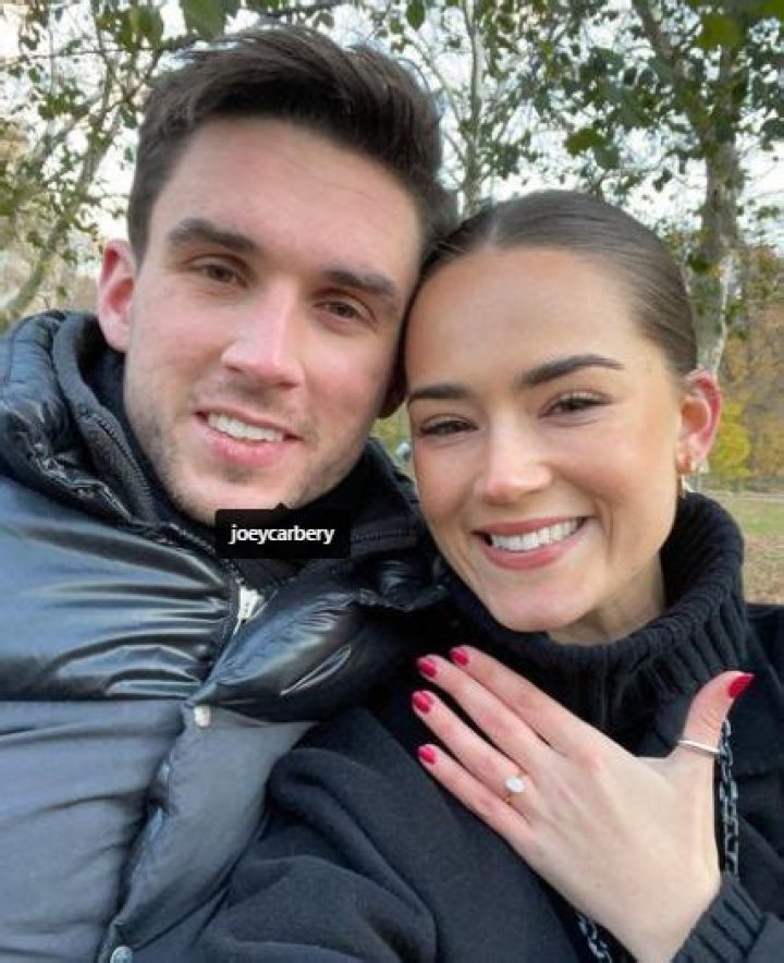 
Joey Carbery Height, Weight, Net Worth, Age, Birthday, Wikipedia, Who, Instagram, Biography 