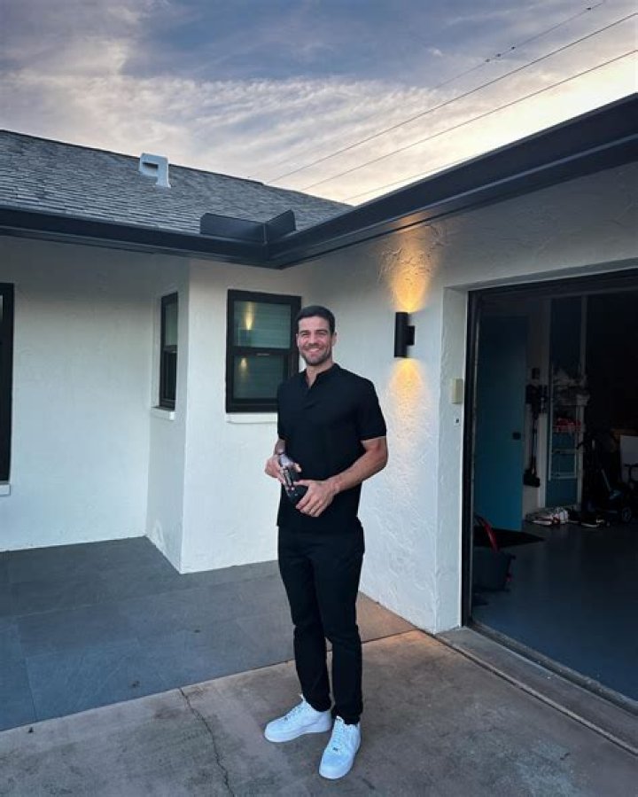 John Amabile Height, Weight, Net Worth, Age, Wiki, Who, Instagram, Biography