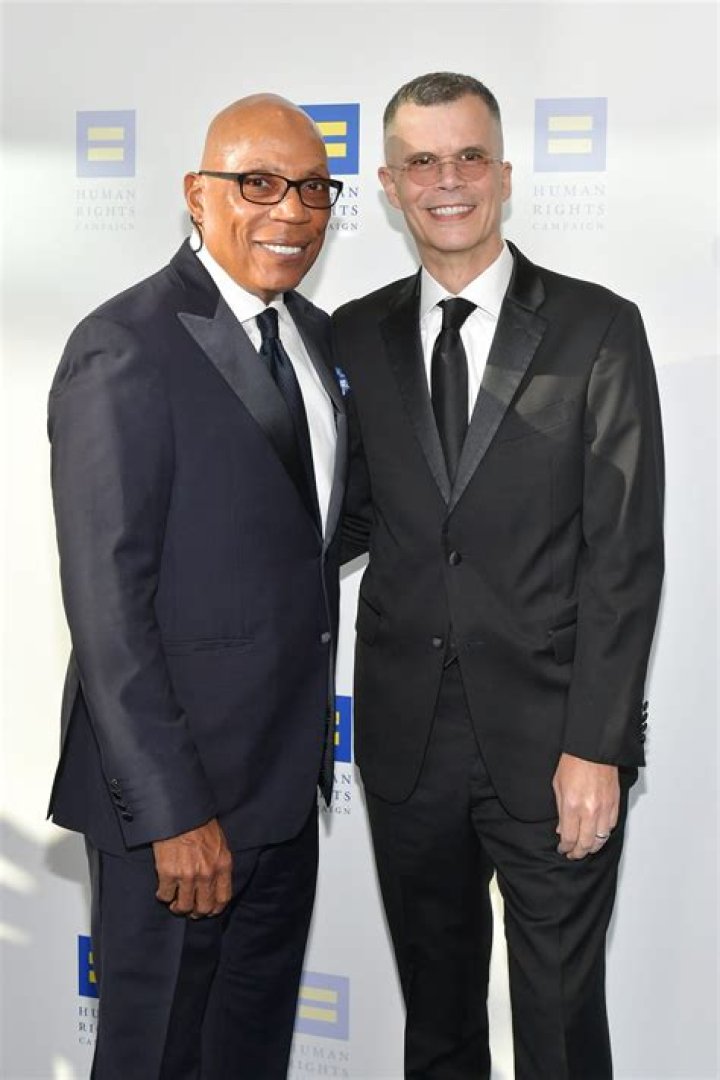 
Jordan Barclay Height, Weight, Net Worth, Age, Birthday, Wikipedia, Who, Nationality, Biography 