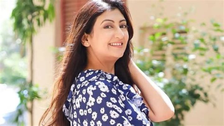 Juhi Parmar Height, Weight, Net Worth, Age, Birthday, Wikipedia, Who, Instagram, Biography