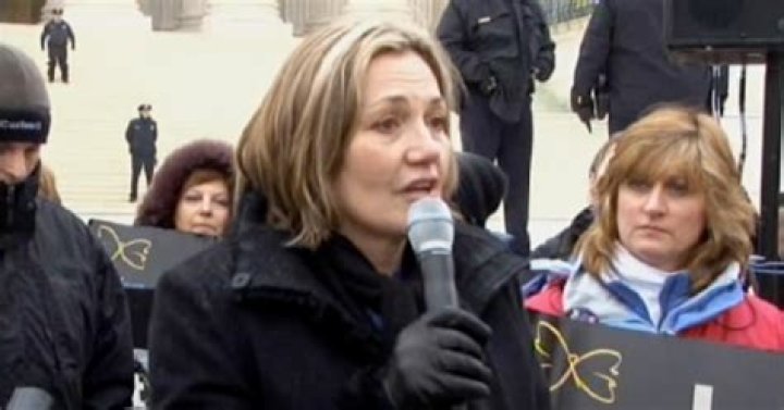 Julia Holcomb Today: What Happened To The Steven Tyler 14 Year Old Girlfriend?