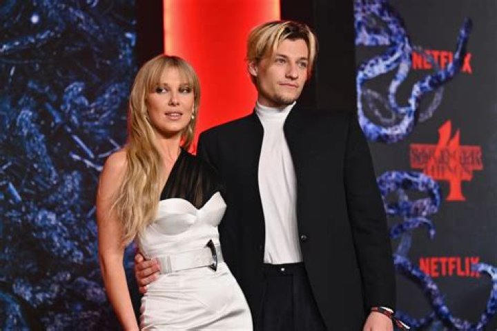 
Julia Konrad Marido – Is She Married To Anyone? Relationship Timeline 