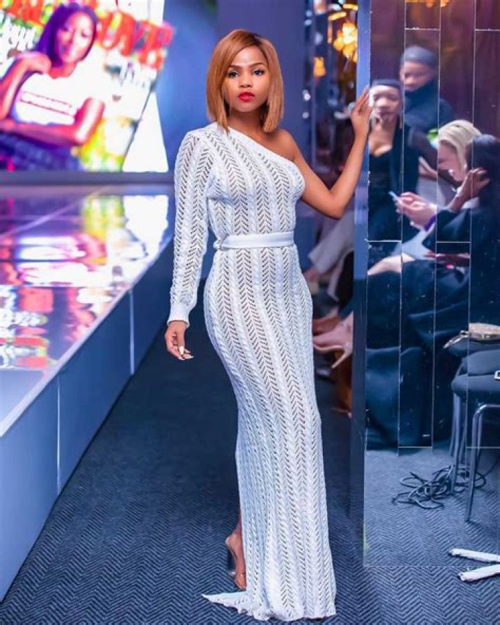 Khanya Mkangisa Height, Weight, Net Worth, Age, Birthday, Wikipedia, Who, Nationality, Biography