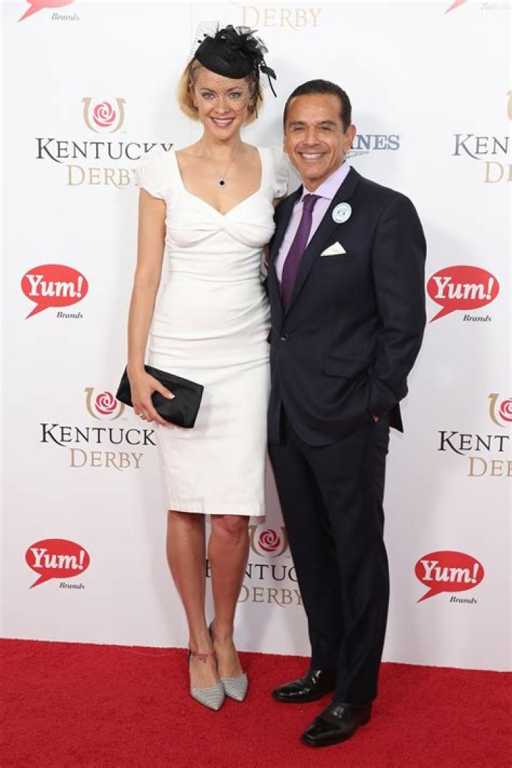 Kristanna Loken Height, Weight, Net Worth, Age, Birthday, Wikipedia, Who, Nationality, Biography