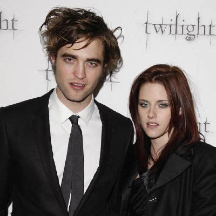 
Kristen Stewart Scandal: Did She Cheat On Robert Pattinson With Rupert Sanders? 