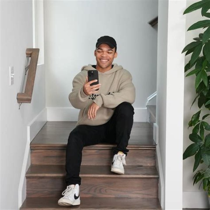 Kyle Exum Height, Weight, Net Worth, Age, Wiki, Who, Instagram, Biography