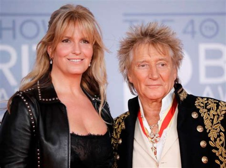 
Lesley Stewart Height, Weight, Net Worth, Age, Birthday, Wikipedia, Who, Nationality, Biography 