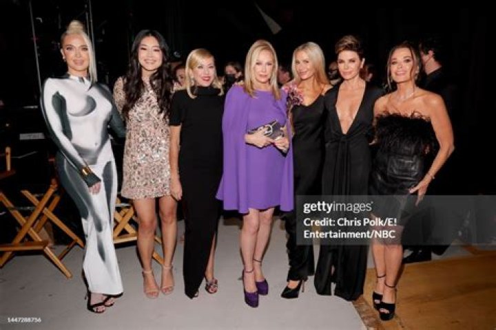 
“Lisa Rinna was fired”: RHOBH fans claim Lisa Rinna’s exit from Bravo show was not a mutual decision 