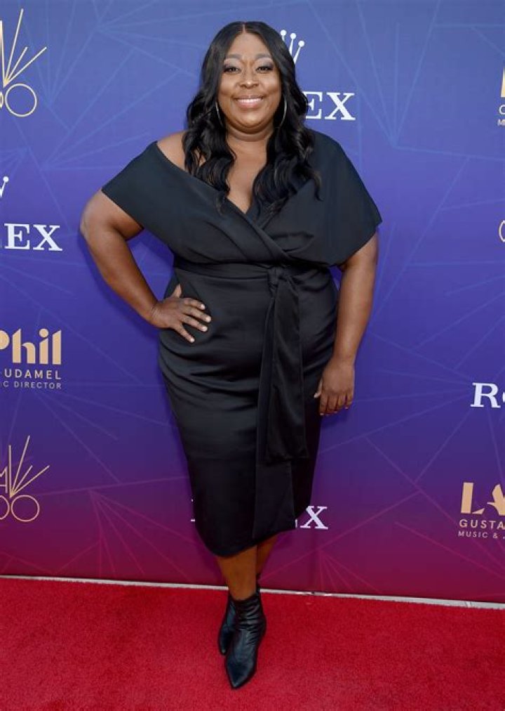 Loni Love Height, Weight, Net Worth, Age, Birthday, Wikipedia, Who, Nationality, Biography