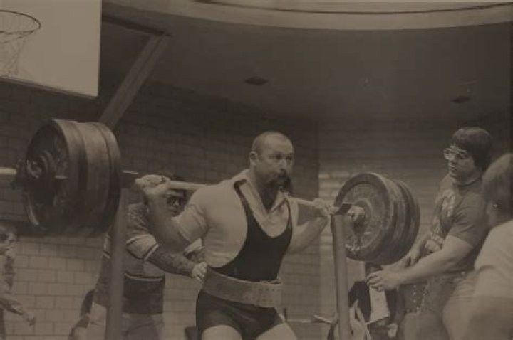 
Louie Simmons Death Cause & Obituary Weightlifting Godfather Passed Away Aged 74 