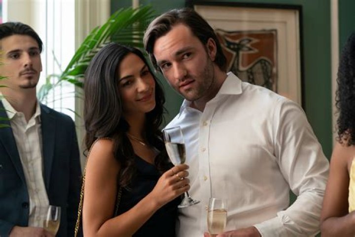 Love Never Lies Season 2 Cast Lucia and Antonio