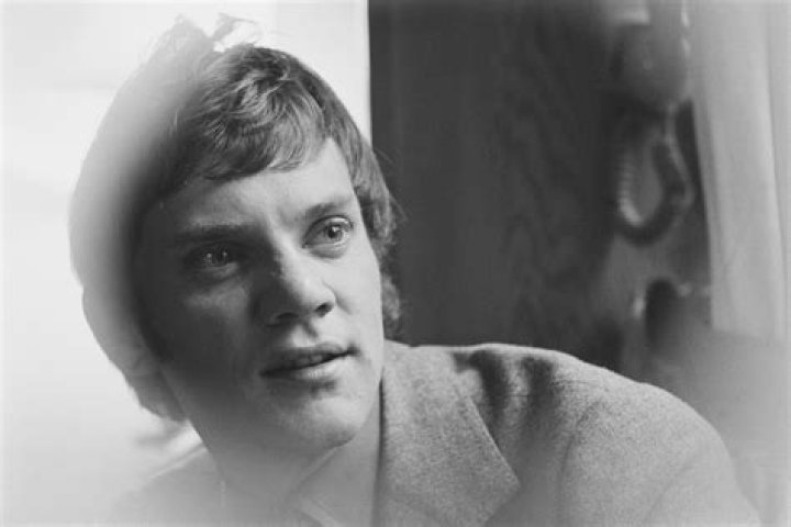 Malcolm McDowell Height, Weight, Net Worth, Age, Birthday, Wikipedia, Who, Nationality, Biography