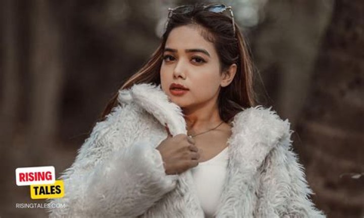 
Manisha Jha Height, Weight, Net Worth, Age, Birthday, Wikipedia, Who, Nationality, Biography 