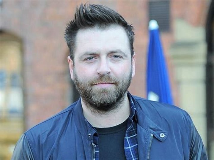
Mark Feehily Height, Weight, Net Worth, Age, Birthday, Wikipedia, Who, Nationality, Biography 