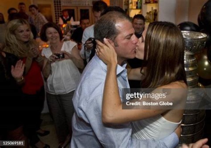 Mark Recchi Wife Kim Lazur Biography Explored- Everything To Know About Their Married Life