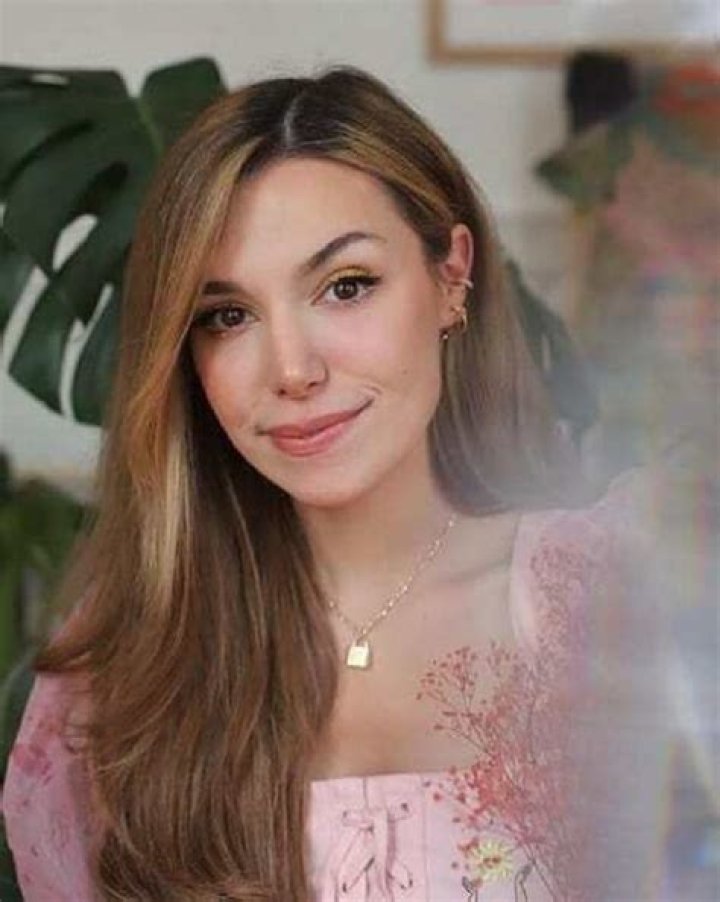 Marzia Bisgonin Kjellberg Height, Weight, Net Worth, Age, Birthday, Wikipedia, Who, Instagram, Biography