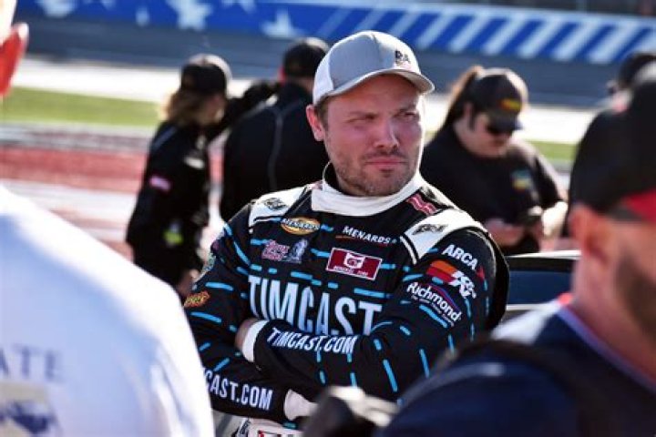 
Matthew Dennison Height, Weight, Net Worth, Age, Birthday, Wikipedia, Who, Instagram, Biography 