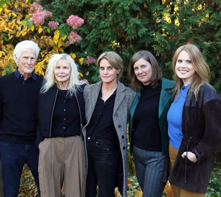 Meet David L. Morrison And Judy Morrison, Jennifer Morrison Parents, Siblings And Family