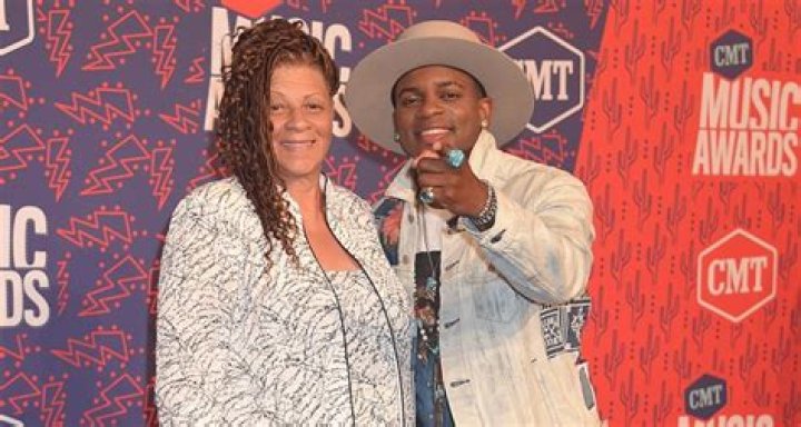 
Meet Jimmie Allen’s Parents and Family 