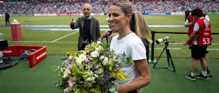 Melanie Leupolz Biography: Boyfriend, Family, Salary & Net Worth