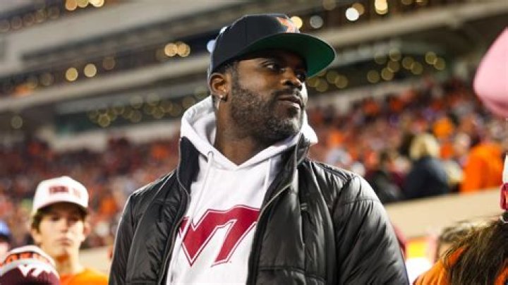 Michael Vick Height, Weight, Net Worth, Age, Birthday, Wikipedia, Who, Instagram, Biography