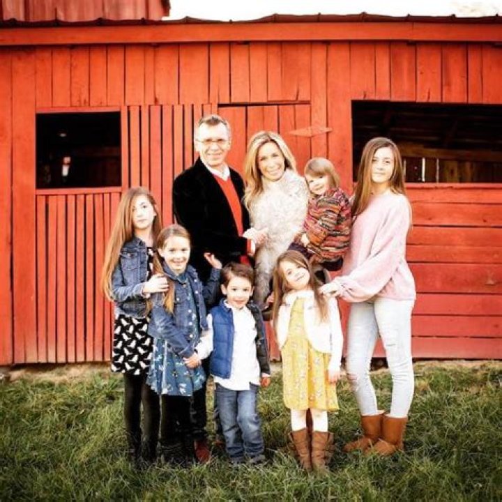 Mireya Mayor Height, Weight, Net Worth, Age, Birthday, Wikipedia, Who, Nationality, Biography