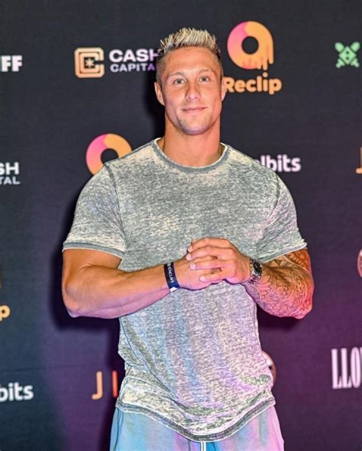 Nathan Webb Height, Weight, Net Worth, Age, Birthday, Wikipedia, Who, Nationality, Biography