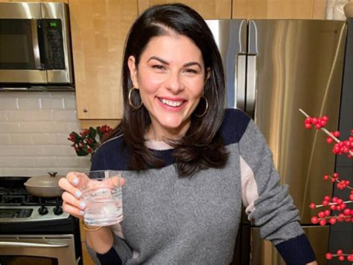 Nilou Motamed Net Worth, Age, Birthday, Wikipedia, Who, Nationality, Biography