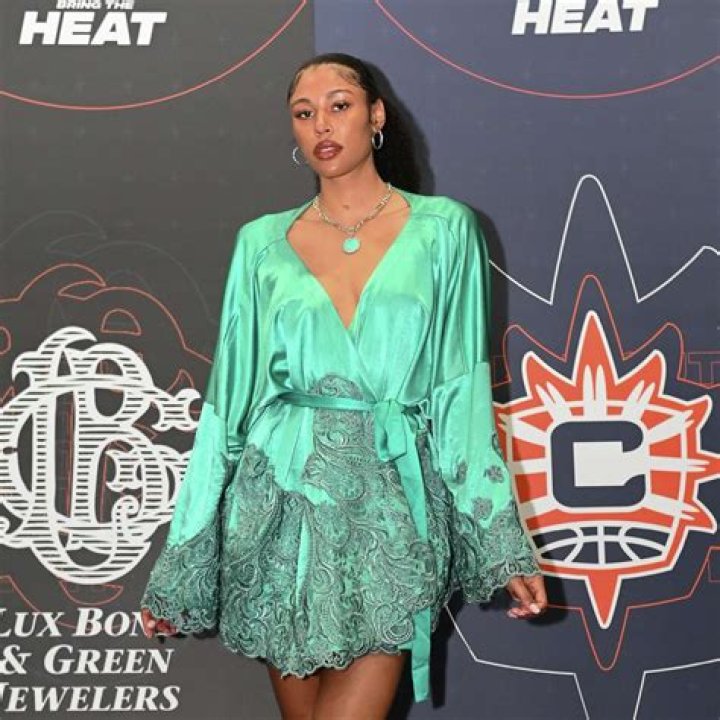 Olivia Nelson-Ododa Height, Weight, Net Worth, Age, Birthday, Wikipedia, Who, Nationality, Biography