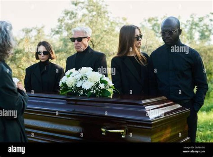 
Paddy Hopkirk Death Shocked The Fans: Wife And Family Mourning The Loss! 