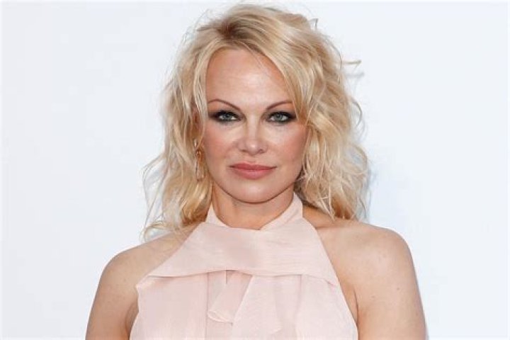 
Pamela Anderson Says She Has Not Watched Stolen Sex Tape ‘to This Day’: ‘It Was Very Hurtful’ 