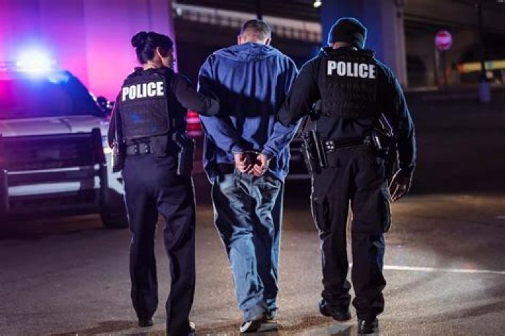 
Police Visited PewDiePie House After His Wish Purchase On Suspicion illegal Online Transactions 