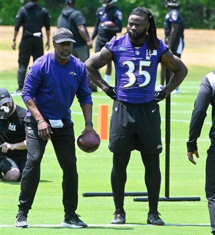 
Ravens Gus Edwards Wife And Net Worth 2022 Breakdown 