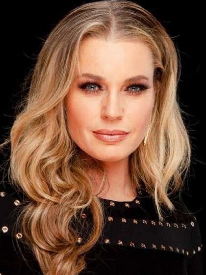 Rebecca Romijn Height, Weight, Net Worth, Age, Birthday, Wikipedia, Who, Nationality, Biography