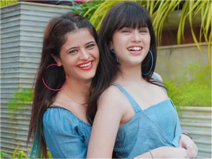 
Riva Arora Parents: Mother Nisha Arora And Father- Meet Her Sister Muskan Arora 