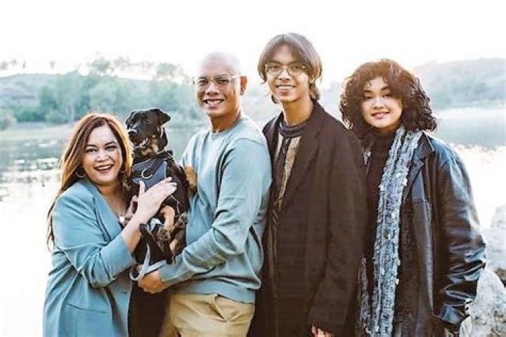 
Sam Morelos Parents Jennifer Esclamado-Morelos and Beeboy Morelos Are Her Support System 