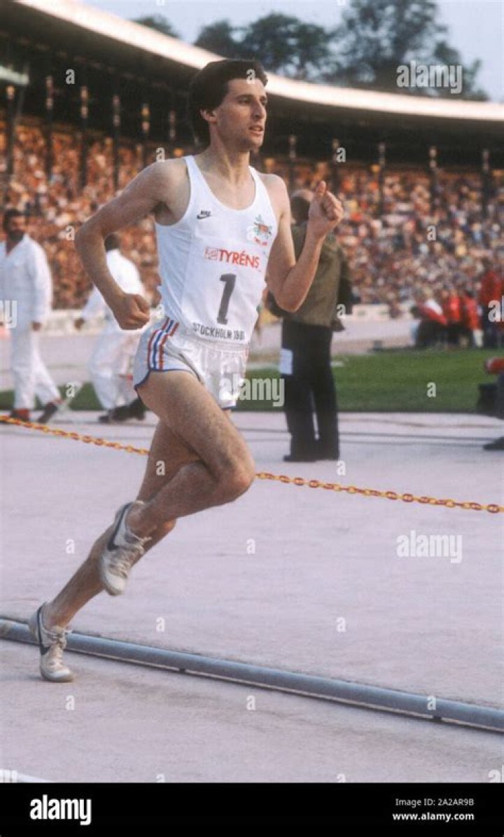 
Sebastian Coe Height, Weight, Net Worth, Age, Birthday, Wikipedia, Who, Nationality, Biography 