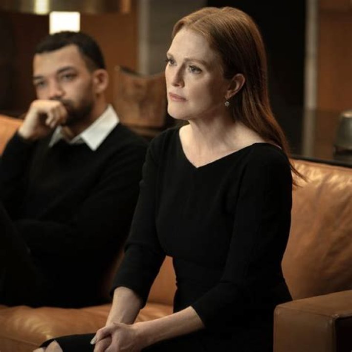 
See Julianne Moore, John Lithgow and More Caught in a Dangerous Con Game in Tense ‘Sharper’ Trailer 