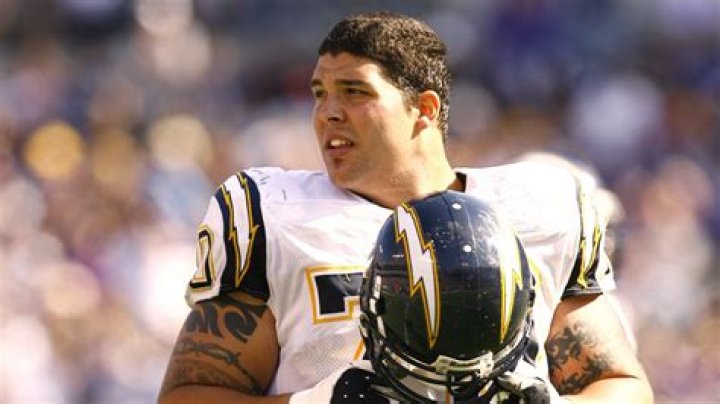 Shayne Olivea, Chargers Lineman Death Cause and Family Facts You Didn’t Know