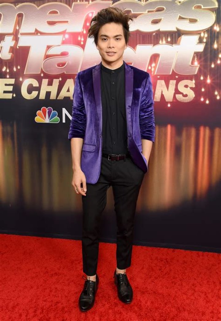 
Shen Lim Height, Weight, Net Worth, Age, Birthday, Wikipedia, Who, Nationality, Biography 