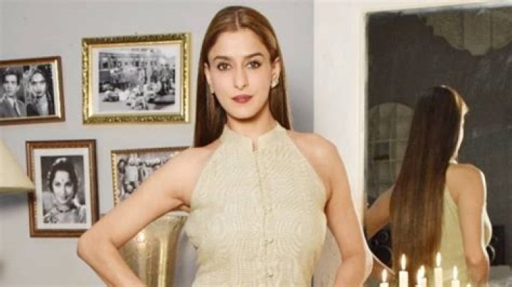 Shilpa Saklani Height, Weight, Net Worth, Age, Birthday, Wikipedia, Who, Instagram, Biography