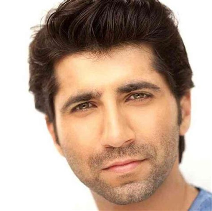 
Siddharth Kaul Height, Weight, Net Worth, Age, Birthday, Wikipedia, Who, Nationality, Biography 