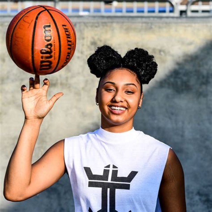 Sierra Canyon Juju Watkins Parents: 5 Facts You Need To Know