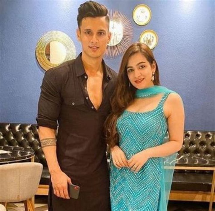 Simran Bawa Height, Weight, Net Worth, Age, Birthday, Wikipedia, Who, Nationality, Biography