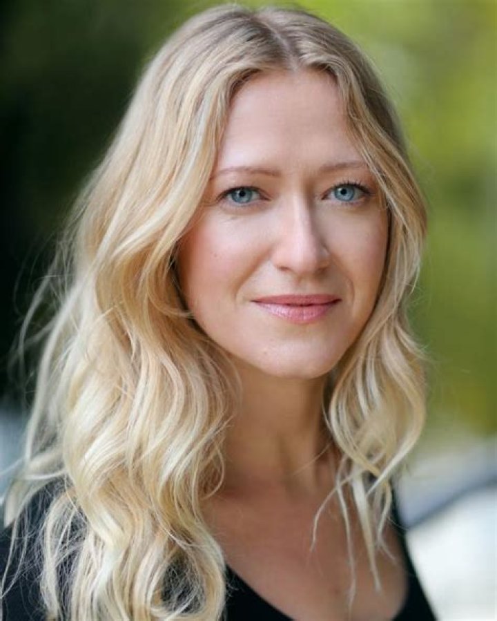 Siobhan Hewlett Height, Weight, Net Worth, Age, Birthday, Wikipedia, Who, Nationality, Biography